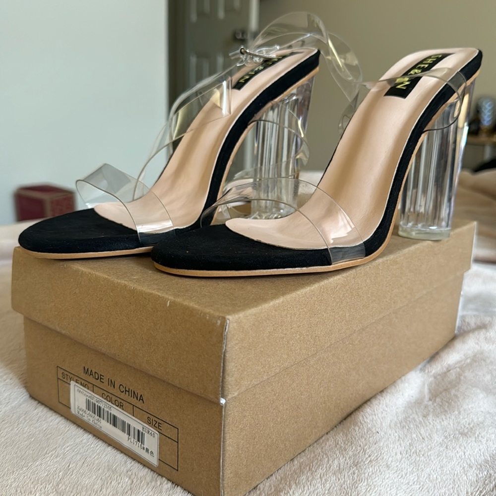 Clear heel shoes